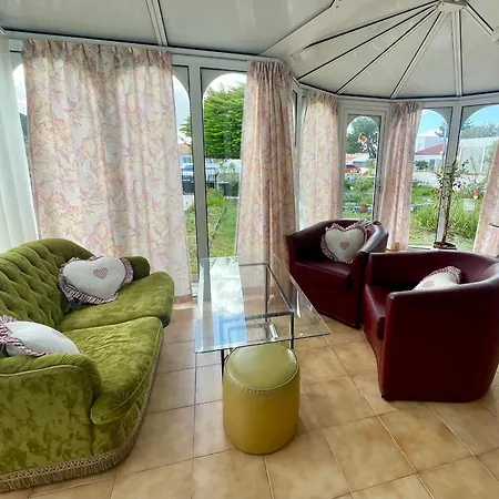 Hébergement de vacances Maison Calme A 400m De La Mer, Veranda, Jardin - Fr-1-231-337 *